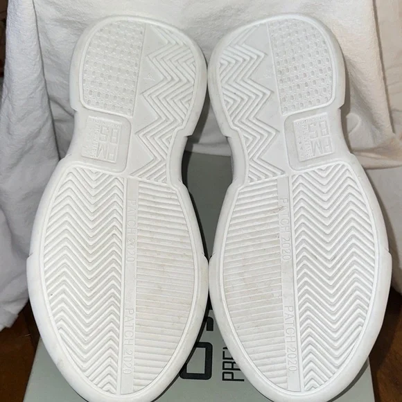 PREMIUM BASICS Women's White Athletic Shoes - Picture 8 of 11